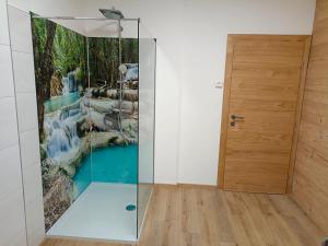 Бассейн в Ferienwohnung Fabiella mit Balkon Döbriach или поблизости