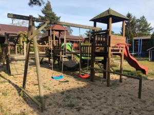 Imagen de la galería de Domki Przy Lesie, en Stegna