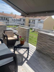 Balkón alebo terasa v ubytovaní Furó-Lak 2 Apartman Hajdúszoboszló