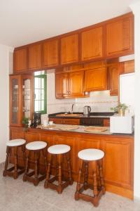 Kuchyň nebo kuchyňský kout v ubytování Apartamentos Thaisay MALIBU