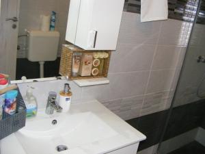 Kúpeľňa v ubytovaní Furó-Lak 2 Apartman Hajdúszoboszló
