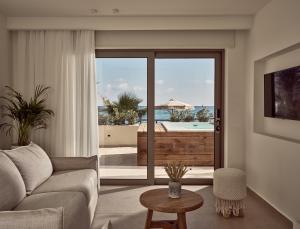 A seating area at Windmill Bay Hotel