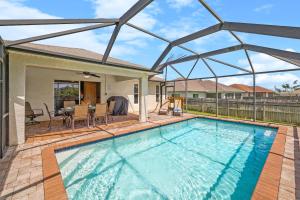 Gallery image of Family vacation, heated pool, wake up to enjoy the sunrise - Villa Pine Island in Cape Coral