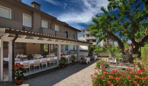 Zahrada ubytování Hotel Gelmini