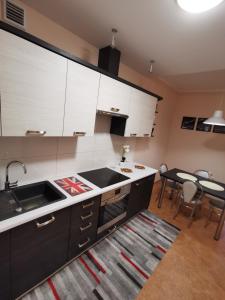 Ett kök eller pentry på Apartament Witosa
