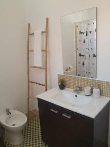 Ванная комната в Memórias de Setúbal AL