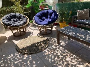 Posedenie v ubytovaní B&B Macchia Verdata avec piscine