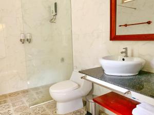 My Key Polanka Private Villa with Pool的一间浴室