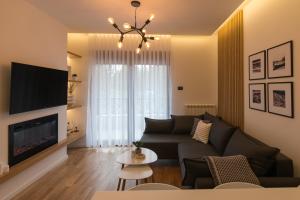 TV a/nebo společenská místnost v ubytování Apartman Čari na Tari