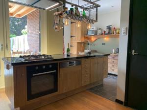 Kuchyň nebo kuchyňský kout v ubytování Toplocatie in centrum Sluis