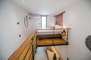 Posteľ alebo postele v izbe v ubytovaní Nem Home, amazing 1 bedroom house
