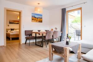 Khu vực ghế ngồi tại Apart Heimatliebe