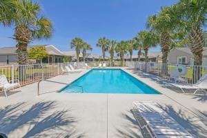 Gallery image of PALM COVE VACATION HOME- One level, Community pool, Pet Friendly in Panama City Beach