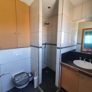 Łazienka w obiekcie Chez J, appartement à l'étage, T3