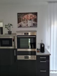 Kuchyň nebo kuchyňský kout v ubytování Ferienhaus an der Saar