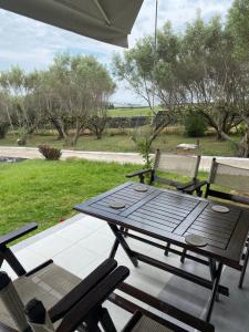 Vonkajšia záhrada v ubytovaní Mediterranean Escape