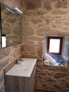 A bathroom at O Enxidro