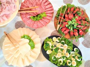 Foto dalla galleria di Hotel Elefantino Grey - Free Brunch & Breakfast Until 13-00 - Vicinissimi a Mirabilandia a Milano Marittima