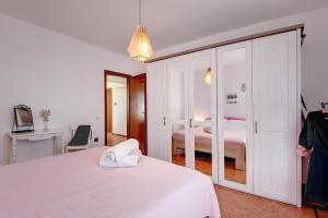 Letto o letti in una camera di Apartments Lidija