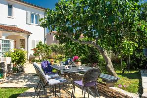 Giardino di Apartments Lidija