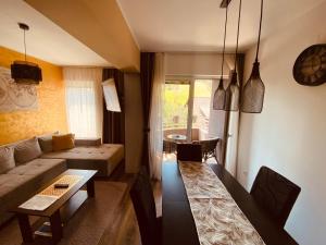 Posezení v ubytování Ana Luxury Apartment ****