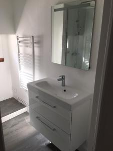 Koupelna v ubytování Gîte La Fontaine