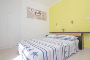 Posteľ alebo postele v izbe v ubytovaní Apartment Kirby
