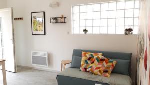 Χώρος καθιστικού στο Appartement neuf clim terrasse & piscine