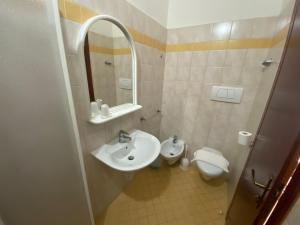 Kúpeľňa v ubytovaní Hotel Nanni Garnì