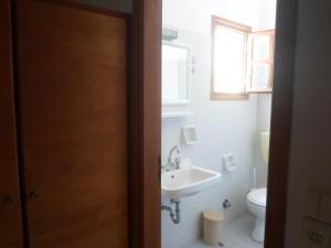 A bathroom at Relax on Santorini