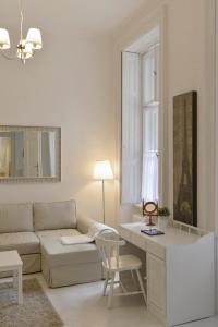 Posedenie v ubytovaní Paris Apartment