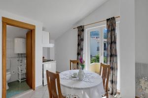 Fotografie z fotogalerie ubytování Apartments Danica Drašnice v destinaci Drasnice