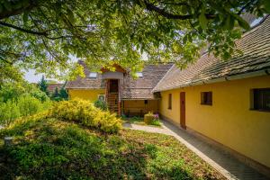 Foto de la galería de Lator-Boross Vendégház en Villány