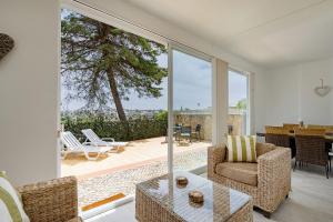 Foto dalla galleria di Casa Maresia - Apartamento 2 quartos e piscina - Praia Carvoeiro a Carvoeiro