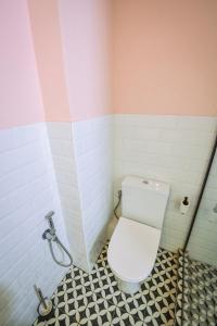 A bathroom at Gorgeous Apartment in the city center