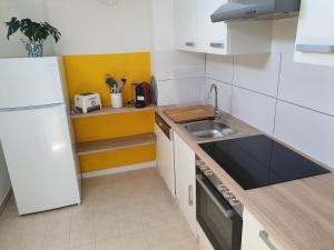 克罗伊茨林根Ferienwohnung mit Ausblick的相册照片