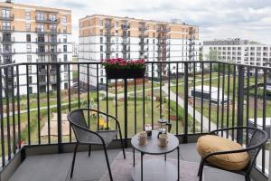 Balkon lub taras w obiekcie Rakowska Home Double Parking - miejsce dla 2 aut w cenie- double parking spot included