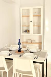 Fotografie z fotogalerie ubytování La Perla Apartment, Paradis Park, La Pineda - Ático 1ª línea - Solarium - WiFi - Piscina v destinaci La Pineda