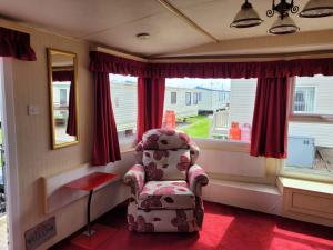 Posezení v ubytování 6 Berth Seaview Ingoldmells Park Lodge