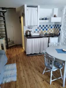 Gallery image of Apartment Ammonite in Premantura