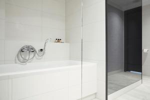 Koupelna v ubytování Q Hotel Plus Wrocław Bielany