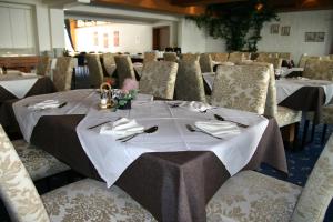 A seating area at Hotel Edelweiss