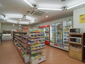度假村或附近的超級市場和其他商店