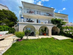 En have udenfor Apartments Sams