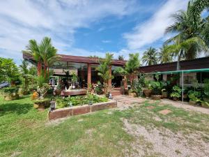 Gallery image of Pawarisa Resort in Pathiu