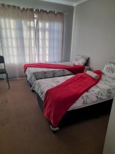 Gallery image of Tumi's Home away- 3 Bedroom in Witbank