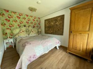 Postel nebo postele na pokoji v ubytování Villa Maaremonte + 4 fotografie