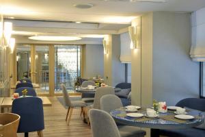 Posedenie v ubytovaní Melia Athens