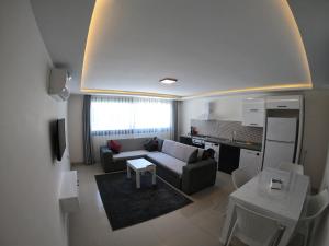 Kuchyň nebo kuchyňský kout v ubytování Dalyan Elit Apart Otel