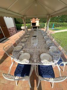 Fotografie z fotogalerie ubytování Villa con piscina tra Versilia e Cinque Terre v destinaci Luni